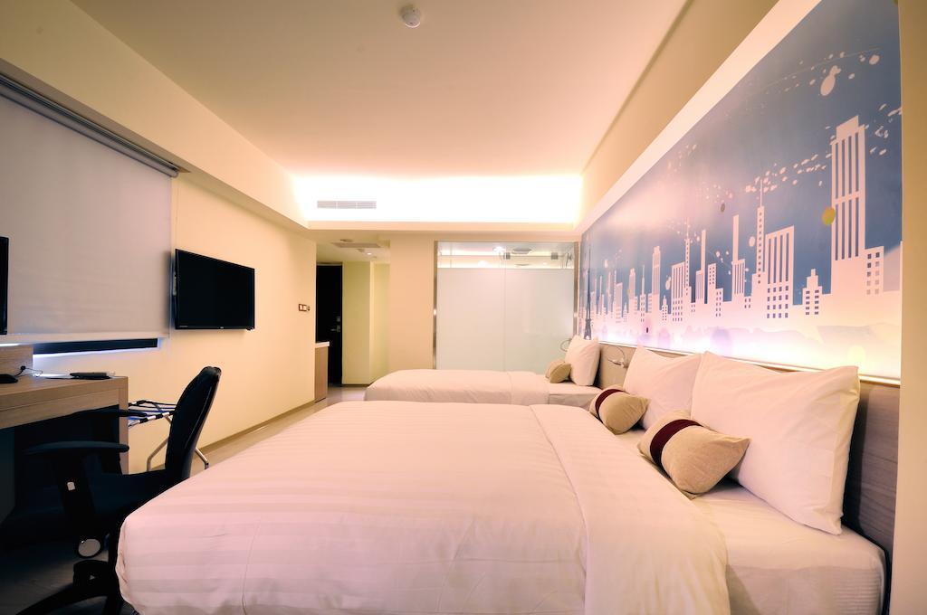 Audi Garden Business Hotel Taoyuan Exterior photo