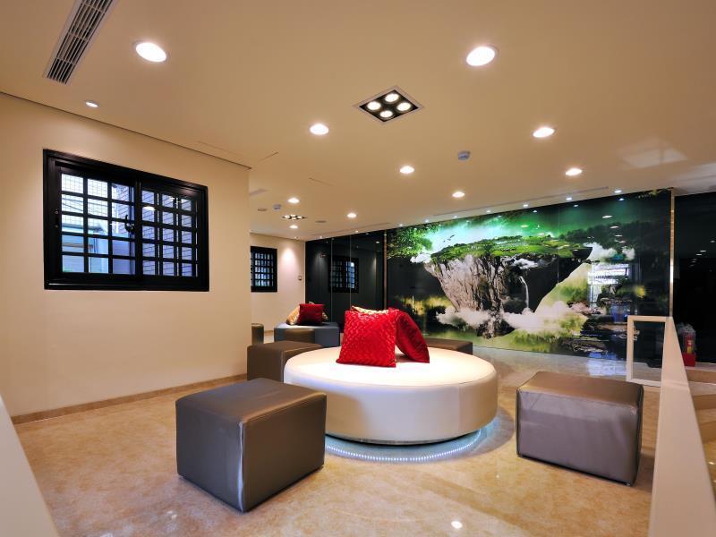 Audi Garden Business Hotel Taoyuan Exterior photo